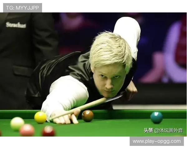 普伦轰出147后与对手握手的场景